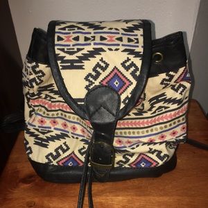 Small patterned bookbag